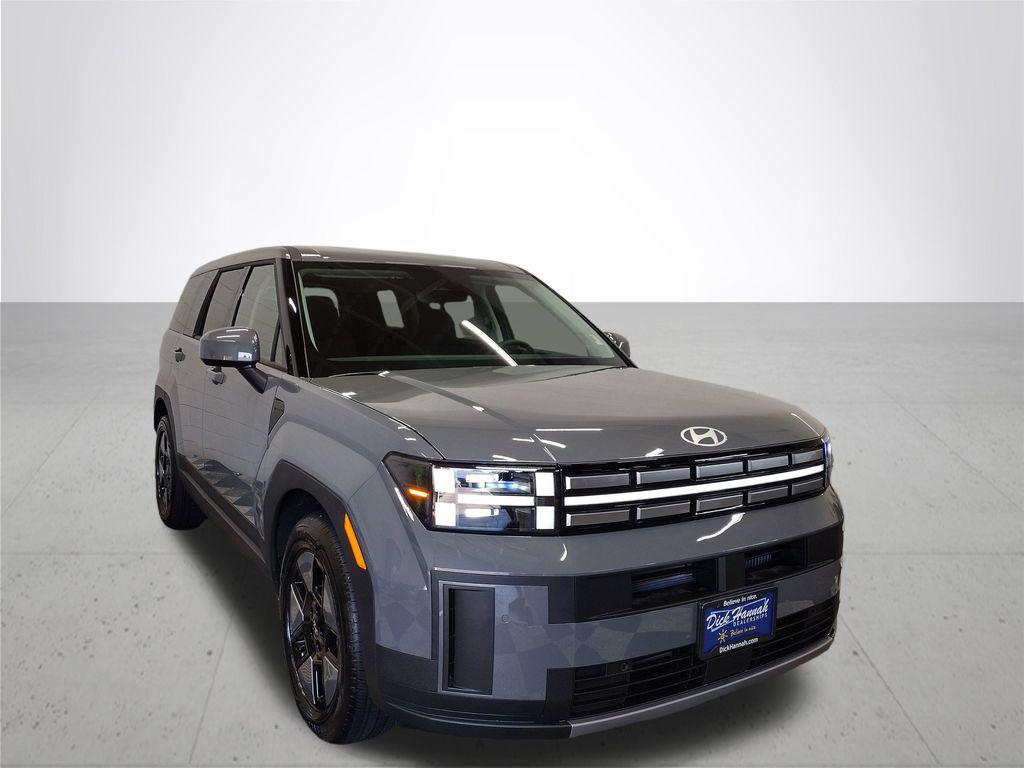 2026 Hyundai Santa Fe SE photo 4