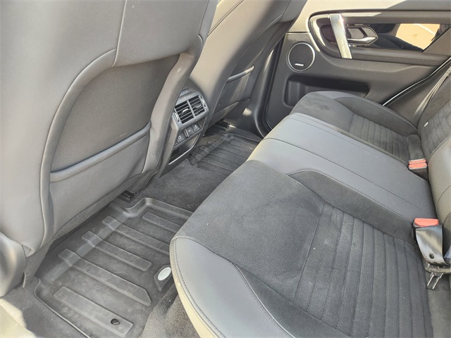 2023 Land Rover Discovery Sport SE photo 26