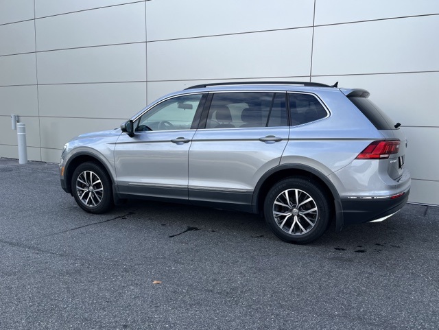2020 Volkswagen Tiguan SE photo 16
