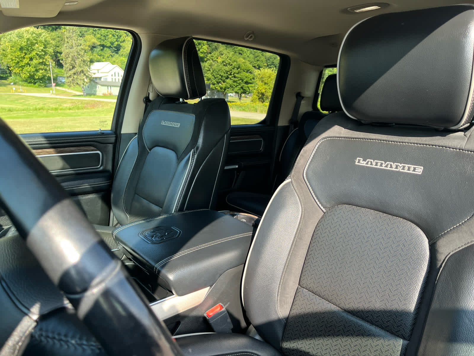 2019 Ram 1500 Laramie photo 20