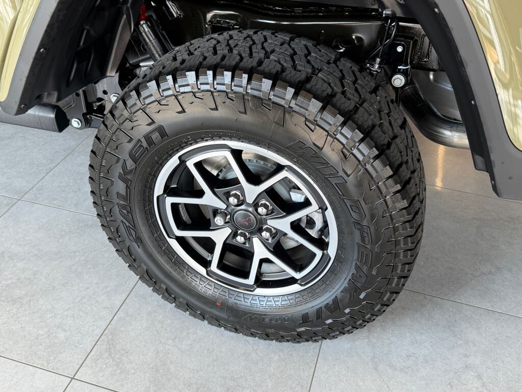 2025 Jeep Gladiator Rubicon photo 9