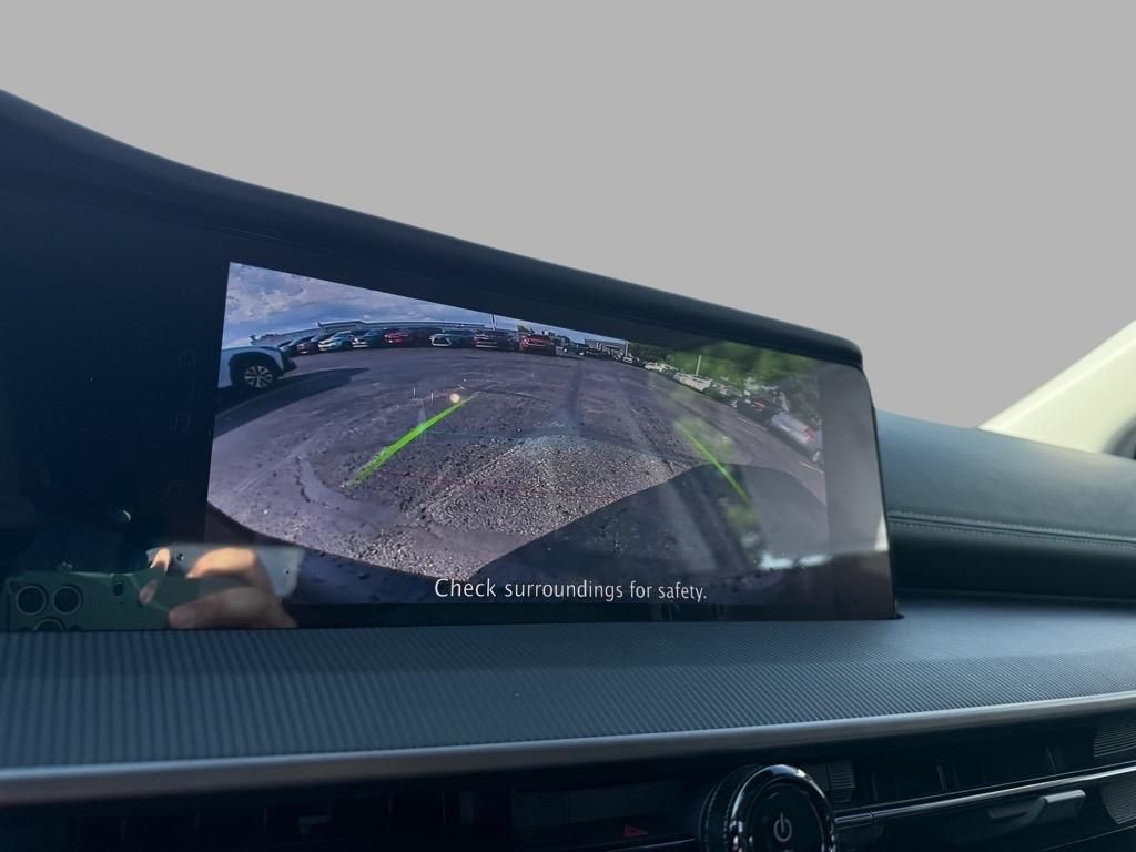2025 Nissan Murano SV photo 2