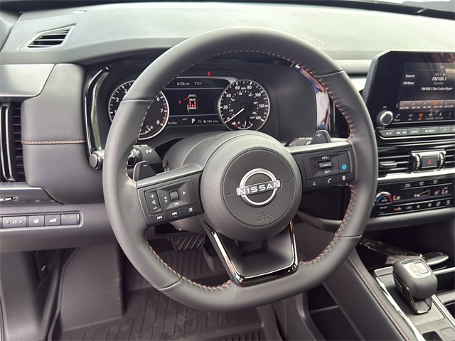 2025 Nissan Pathfinder Rock Creek photo 10