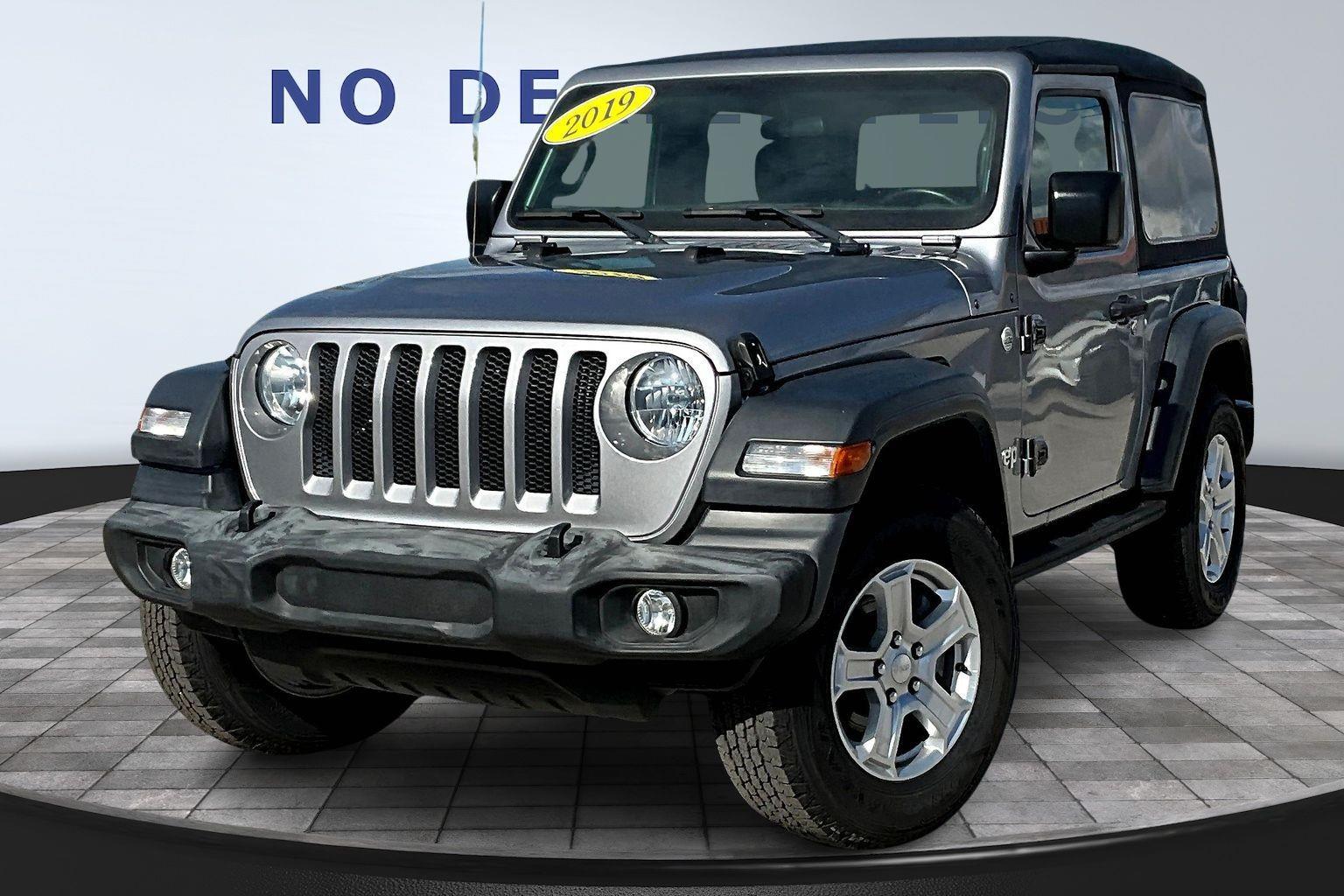 2019 Jeep Wrangler Sport S's photo