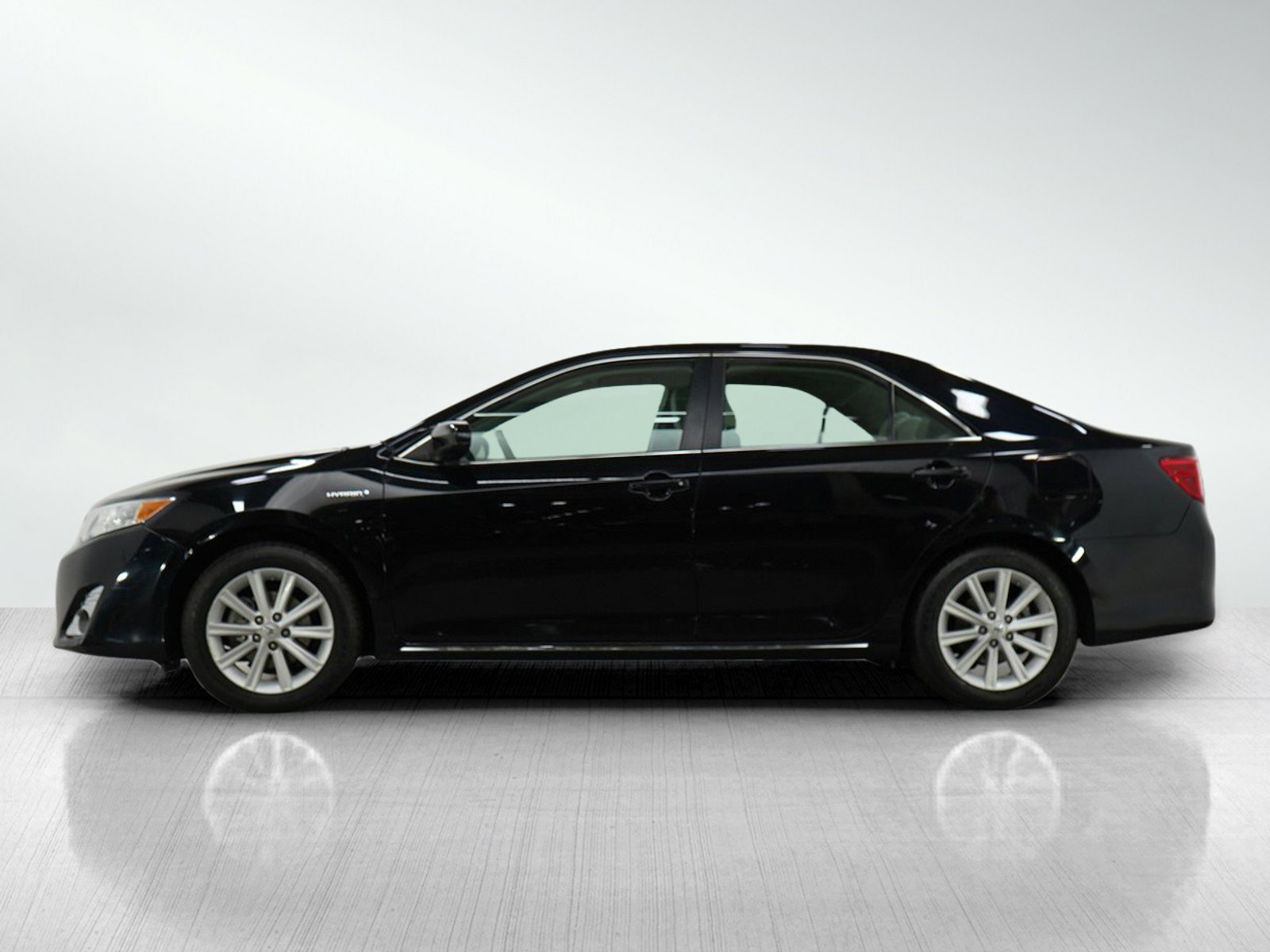Used 2012 Toyota Camry XLE Hybrid with VIN 4T1BD1FK5CU049974 for sale in Bloomington, Minnesota