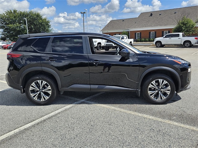 2023 Nissan Rogue SV photo 13