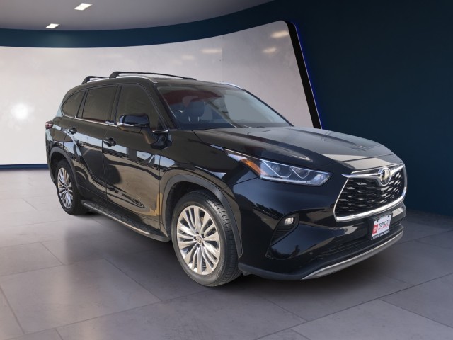 2022 Toyota Highlander Platinum photo 7
