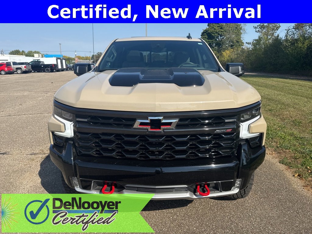 2023 Chevrolet Silverado 1500 ZR2 photo 2