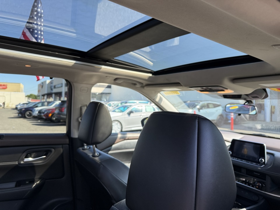 2023 Nissan Rogue SV photo 32