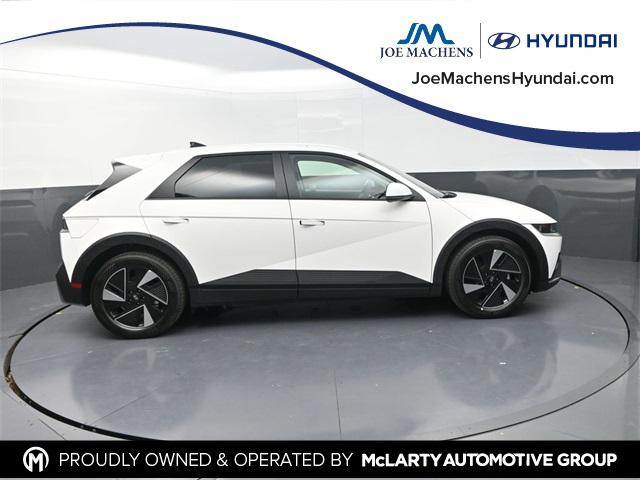 2026 Hyundai IONIQ 5 SEL's photo
