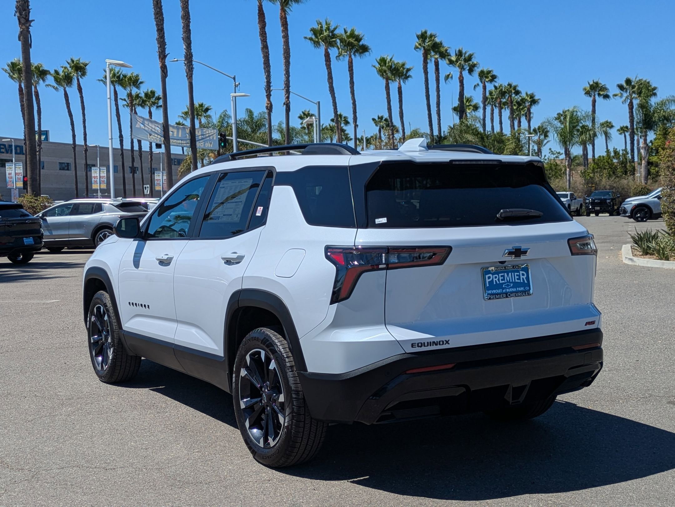 2026 Chevrolet Equinox RS photo 2