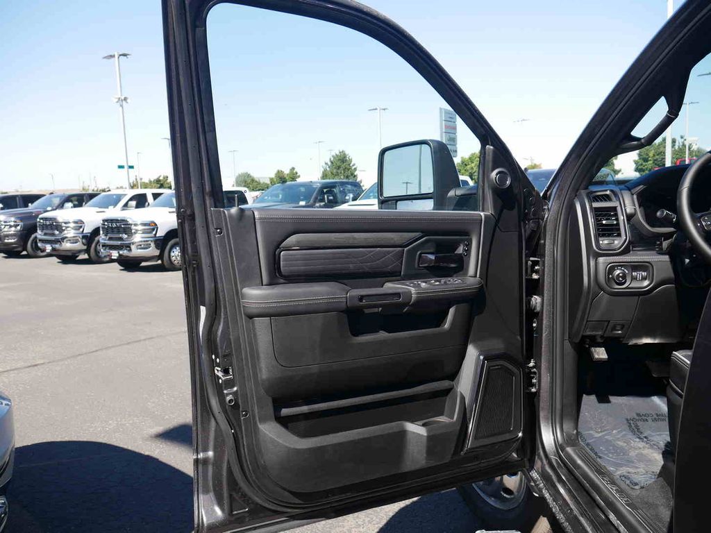 2026 Ram 3500 Limited photo 33