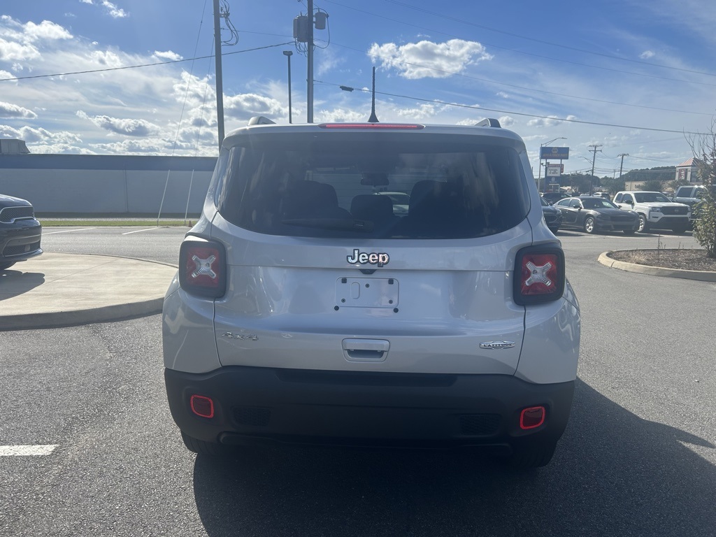 2021 Jeep Renegade Latitude photo 4