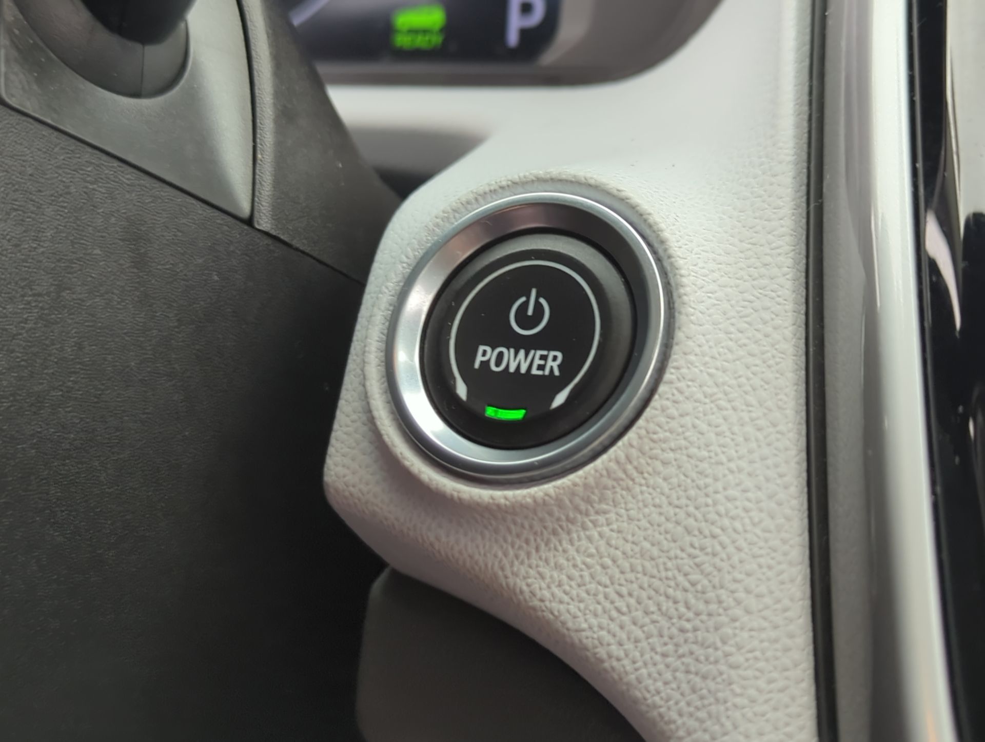 2022 Chevrolet Bolt EUV Premier photo 17