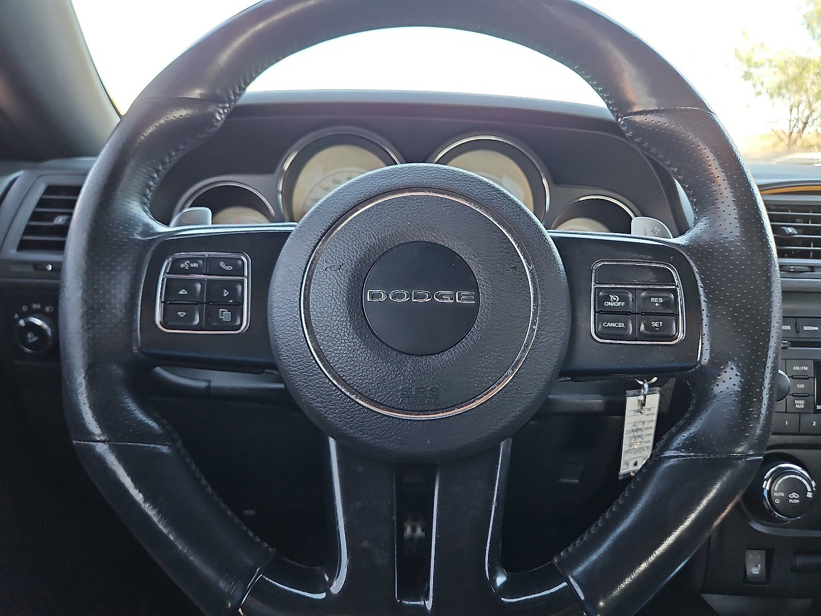 2014 Dodge Challenger R/T photo 28