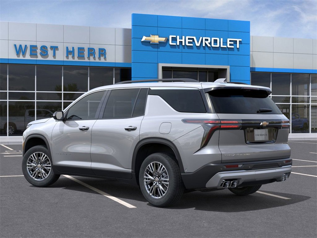 2025 Chevrolet Traverse photo 2