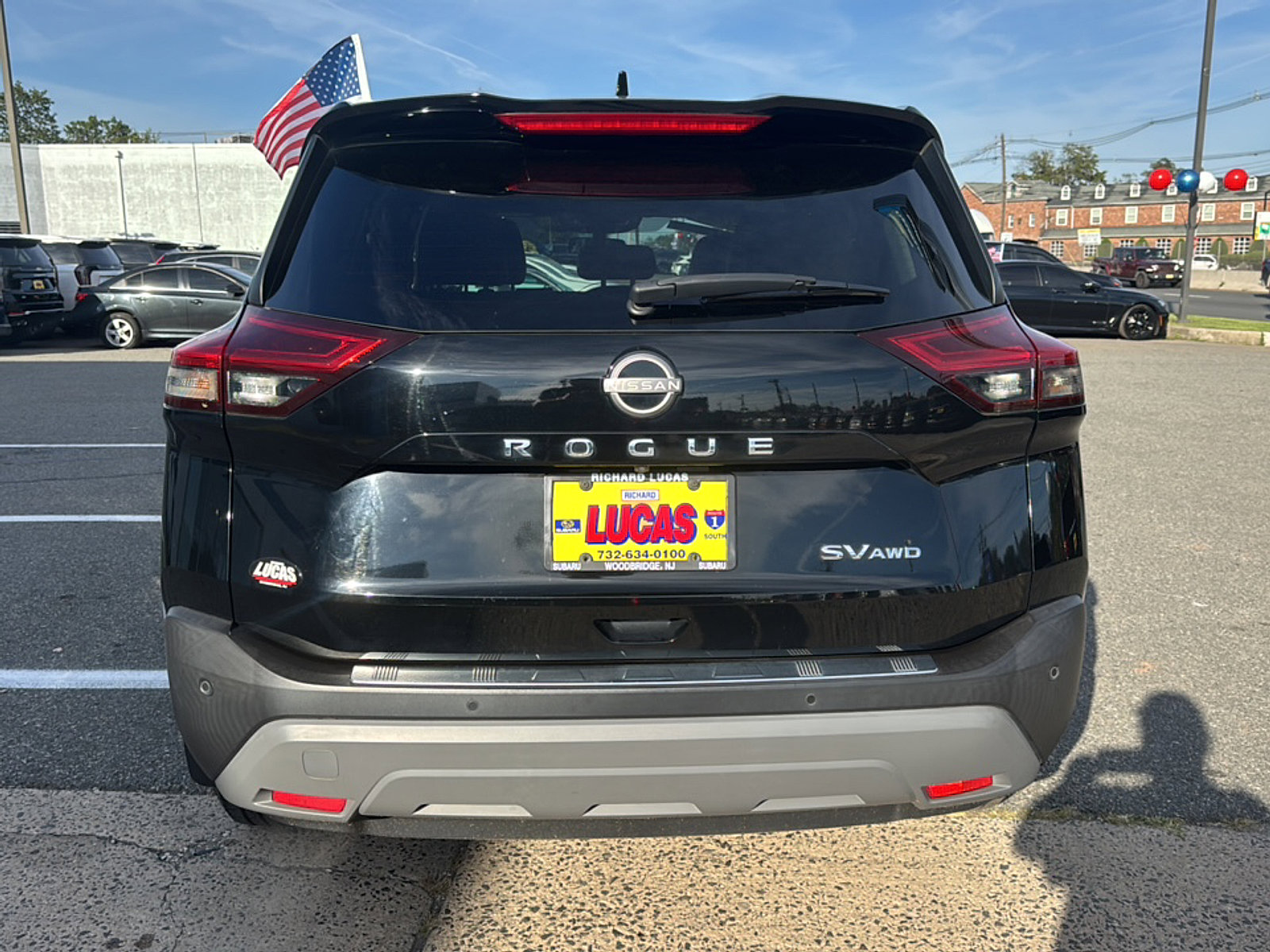 2022 Nissan Rogue SV photo 4