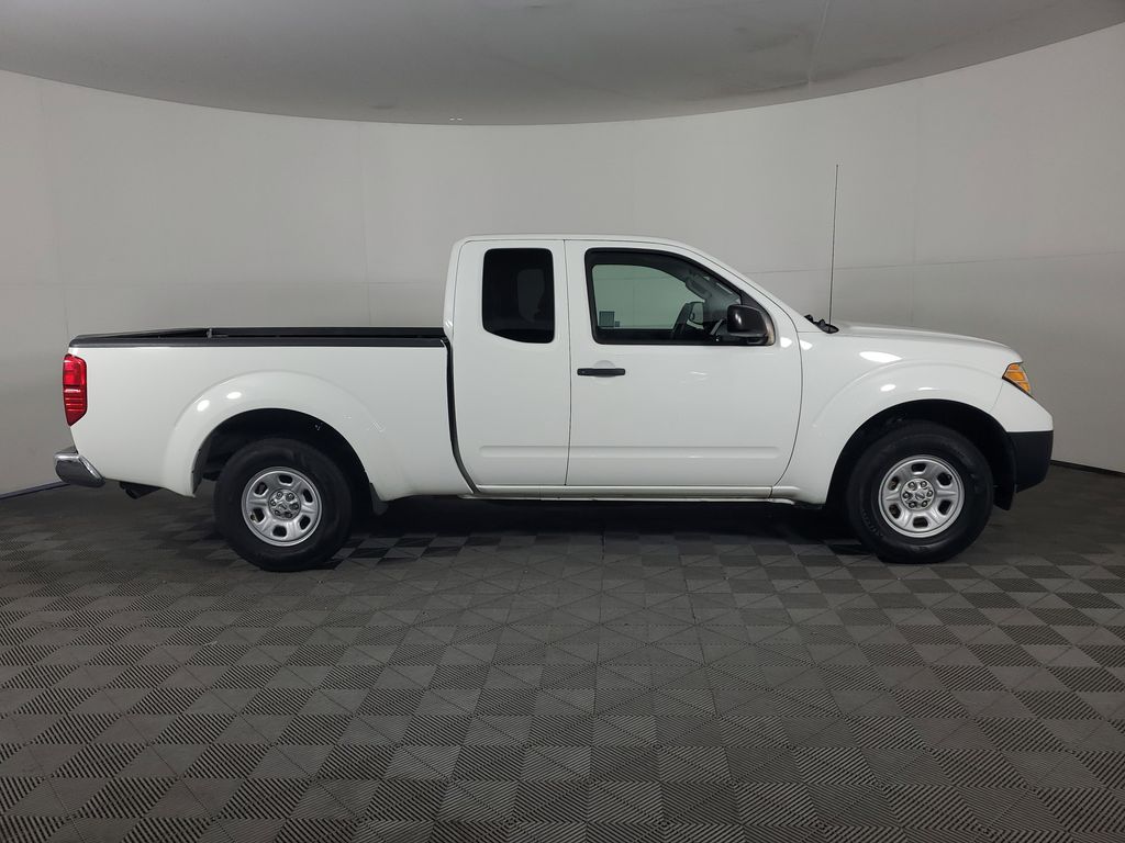 2013 Nissan Frontier S photo 3