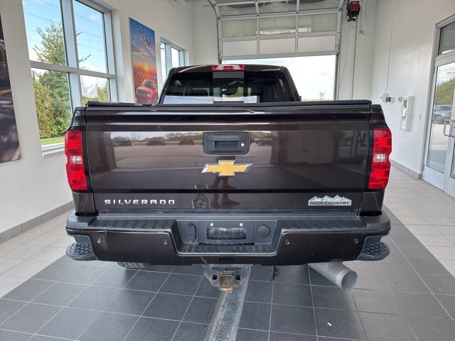 2018 Chevrolet Silverado 3500HD High Country photo 2