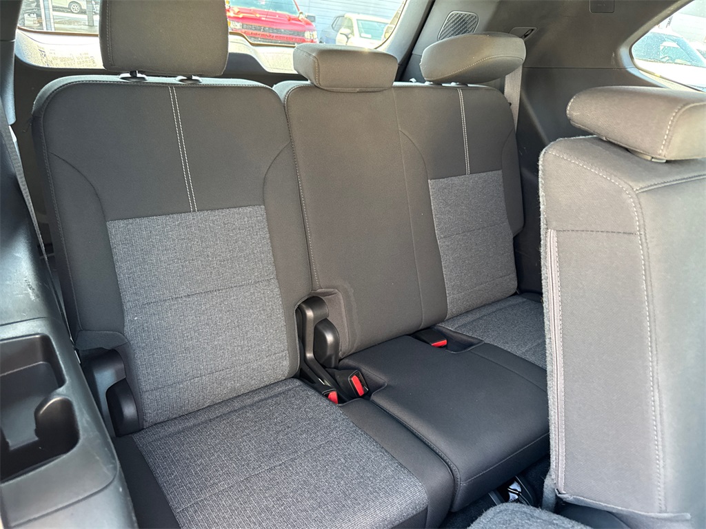 2025 Gmc Acadia Elevation photo 15