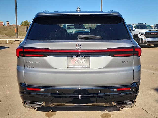 2025 Buick Enclave Sport Touring photo 2
