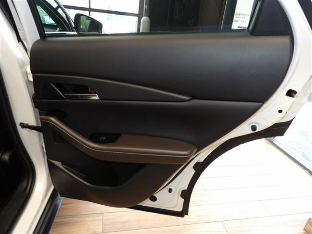 2025 Mazda CX-30 2.5 S Premium photo 16