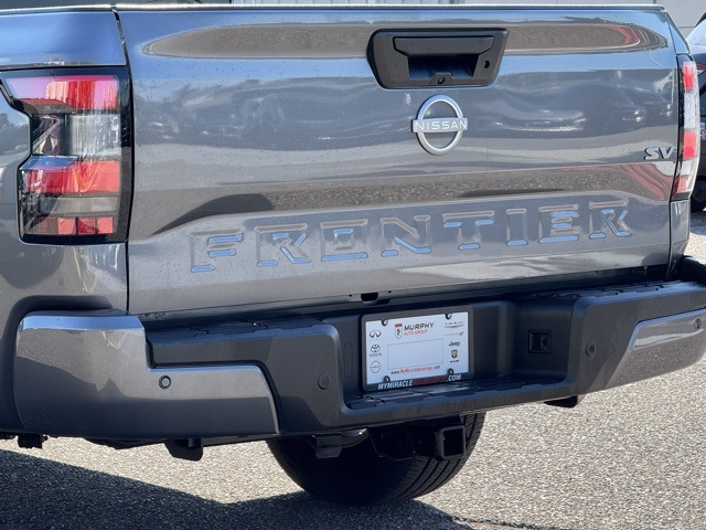 2024 Nissan Frontier SV Crew Cab photo 4