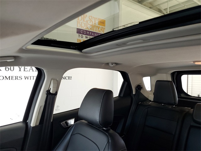 2020 Ford EcoSport Titanium photo 11