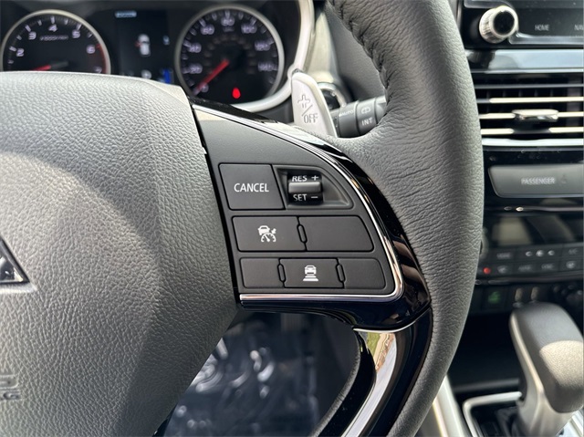 2024 Mitsubishi Eclipse Cross SEL photo 14