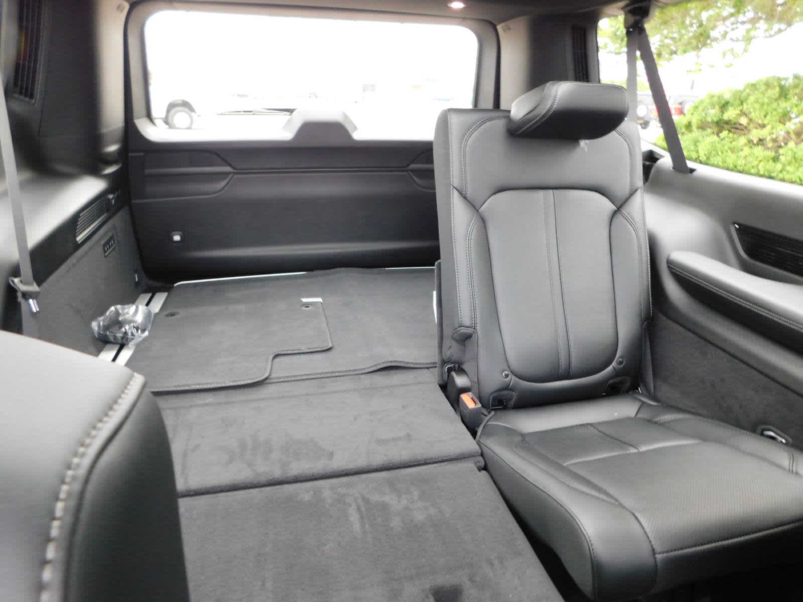 2024 Jeep Grand Wagoneer L Base photo 54