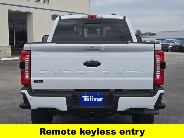 2025 Ford F-250 Lariat photo 4