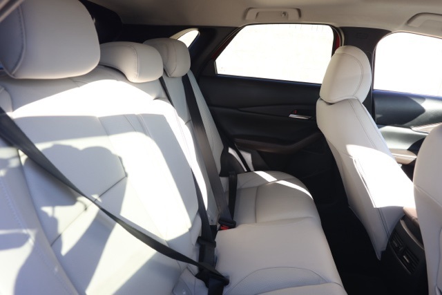 2022 Mazda CX-30 2.5 S Premium photo 16