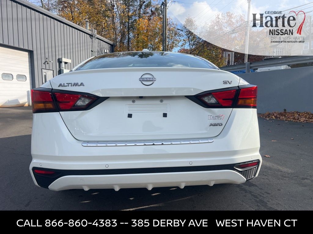 2023 Nissan Altima 2.5 SV photo 4