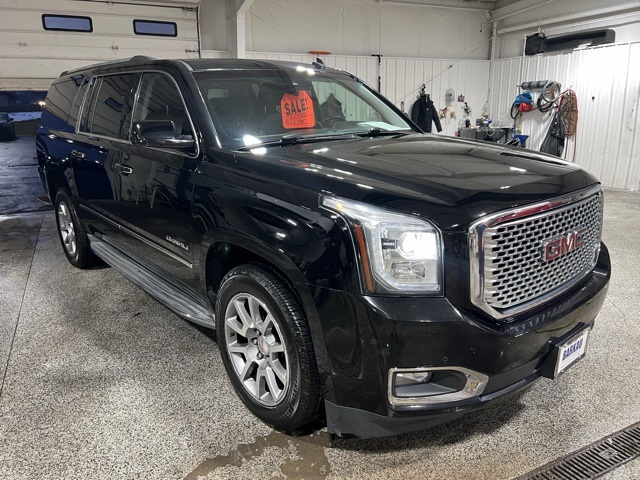 2015 GMC Yukon XL Denali's photo