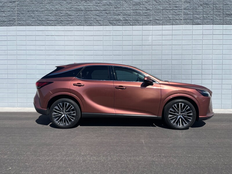 2023 Lexus RX 350 Premium photo 2