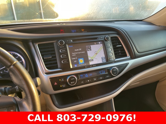 2017 Toyota Highlander XLE photo 21