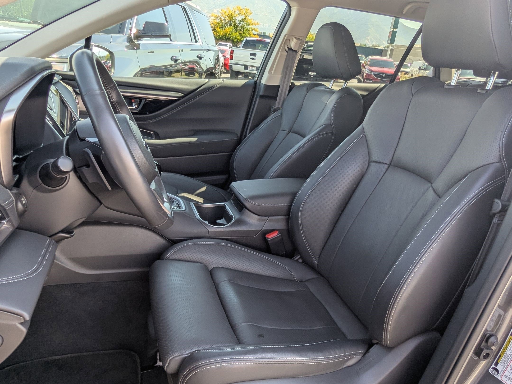 2023 Subaru Outback Touring XT photo 25