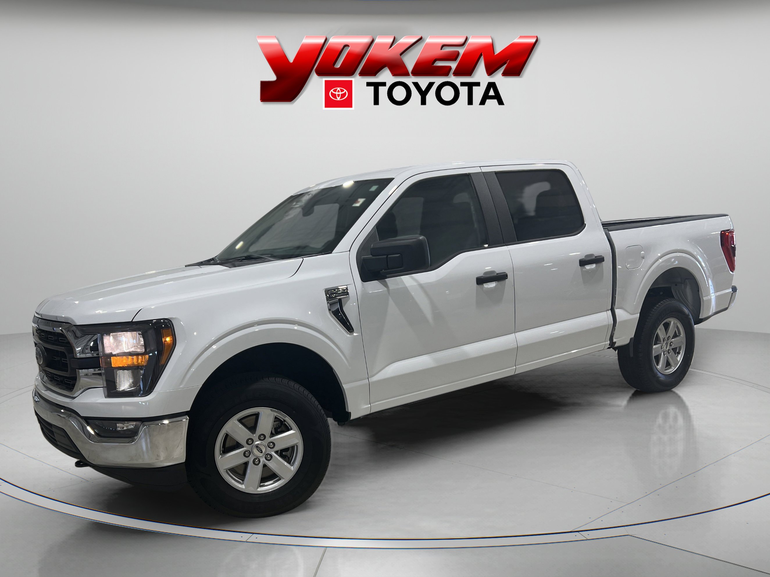 2023 Ford F-150 XLT's photo