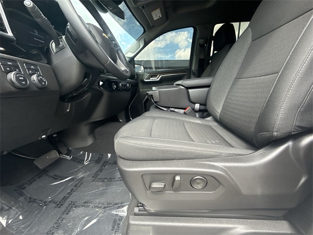 2024 Chevrolet Silverado 1500 LT photo 12