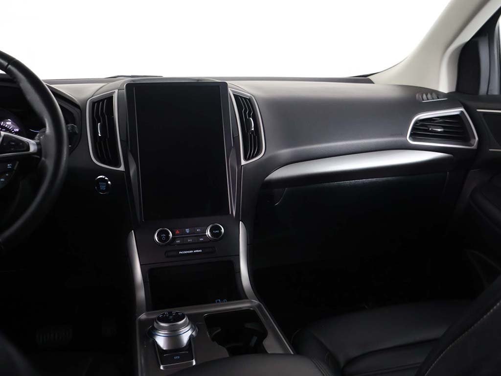 2024 Ford Edge SEL photo 29