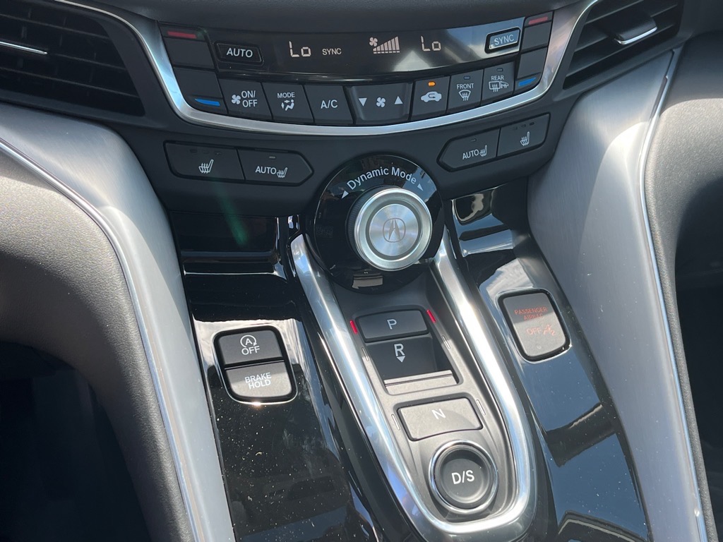 2025 Acura TLX Technology photo 8