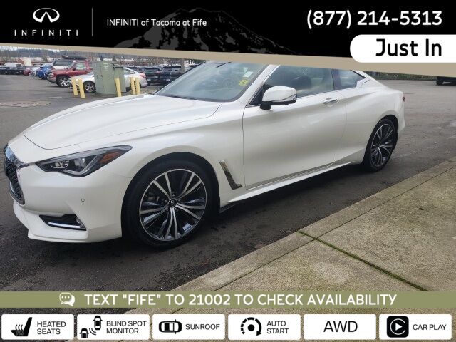 2021 INFINITI Q60 Coupe LUXE's photo