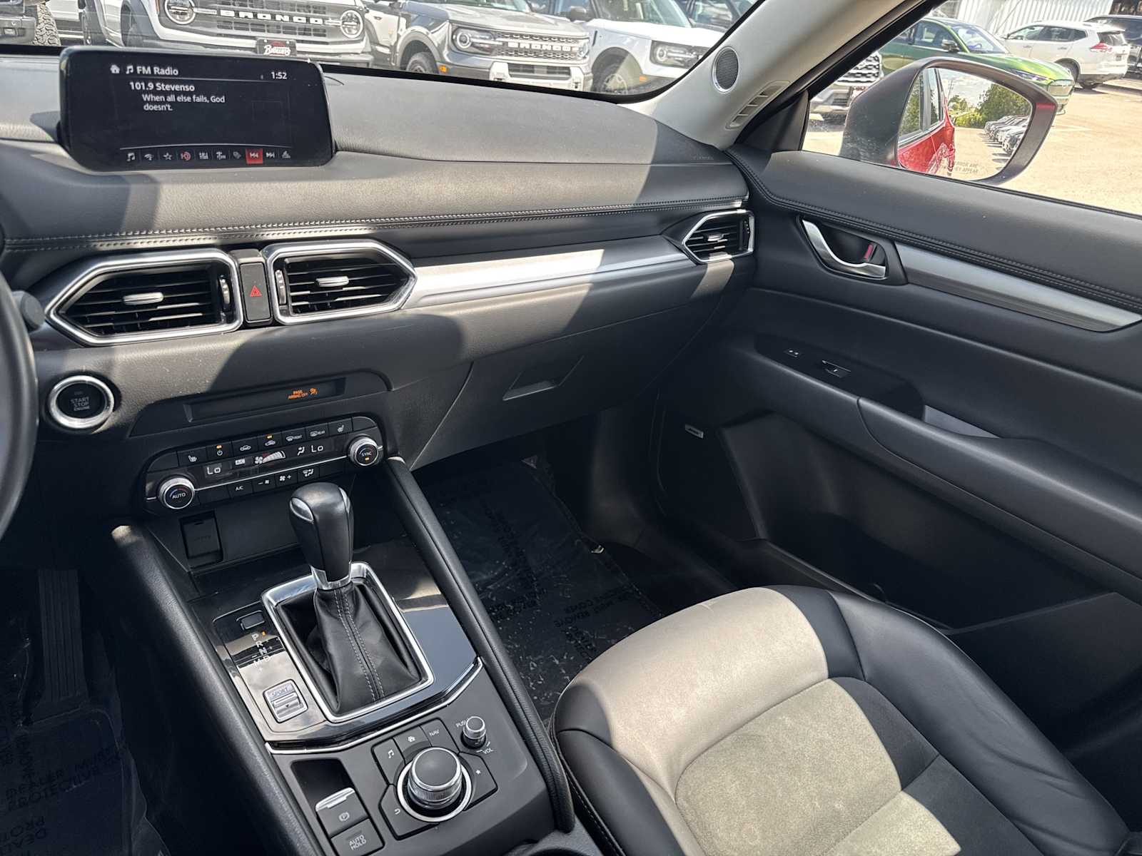 2019 Mazda CX-5 Touring photo 18