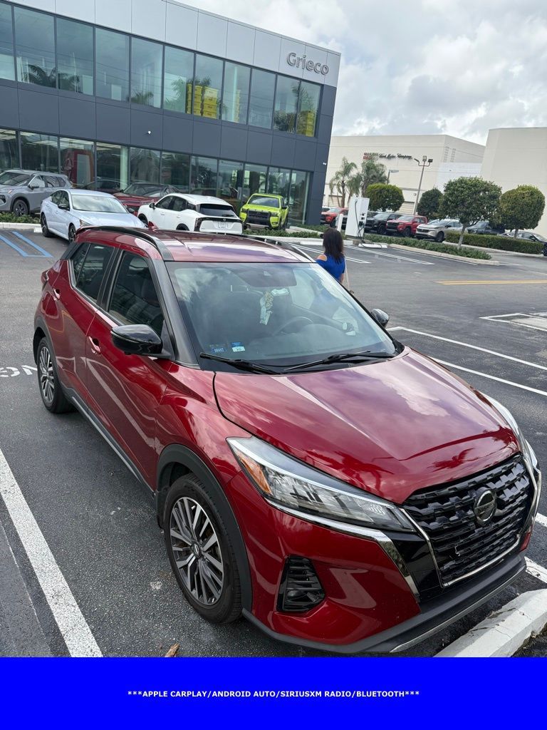 2021 Nissan Kicks SR