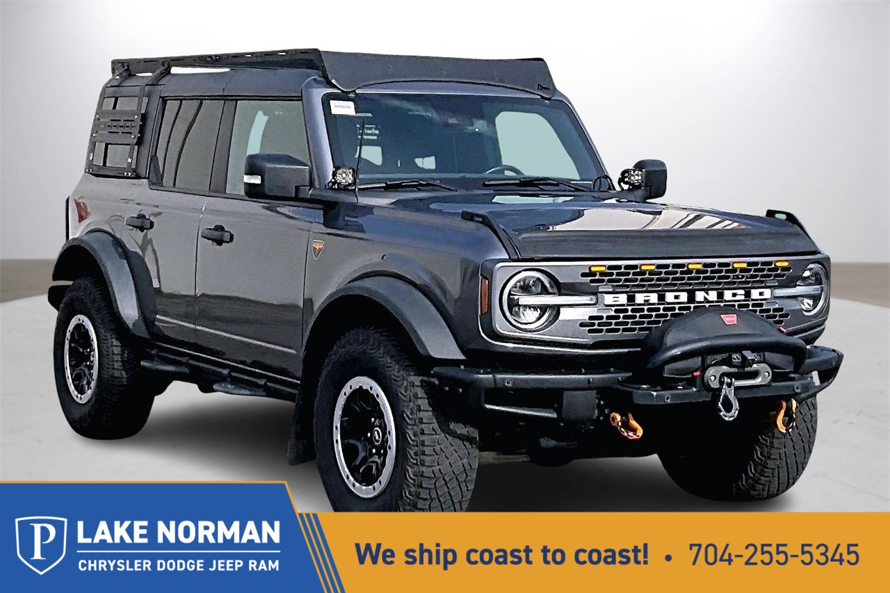 2023 Ford Bronco 4-Door Badlands's photo