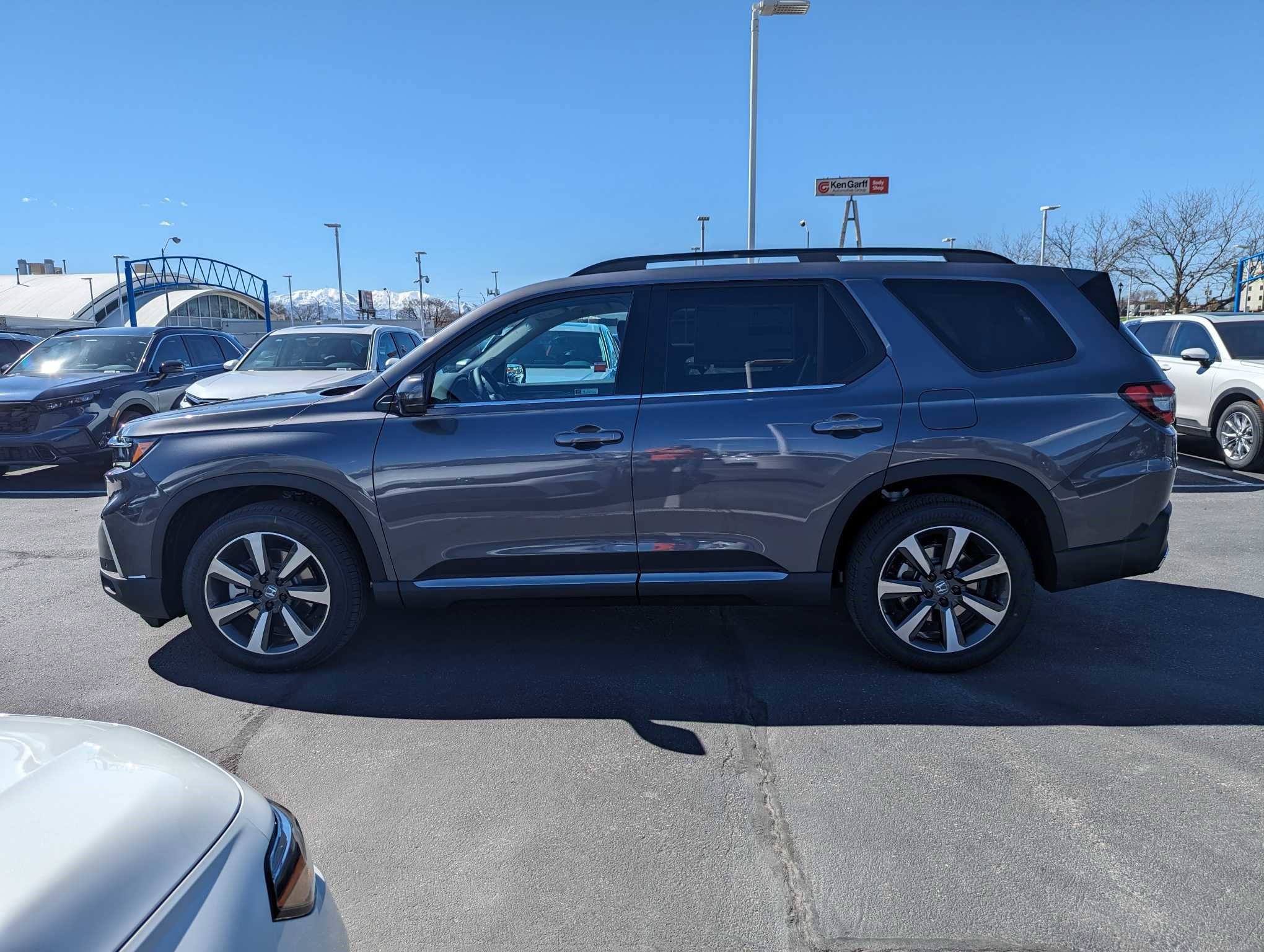 2025 Honda Pilot Elite photo 5