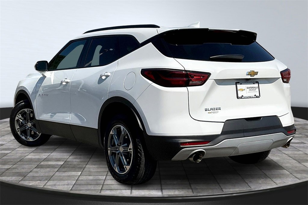 2023 Chevrolet Blazer 2LT photo 13