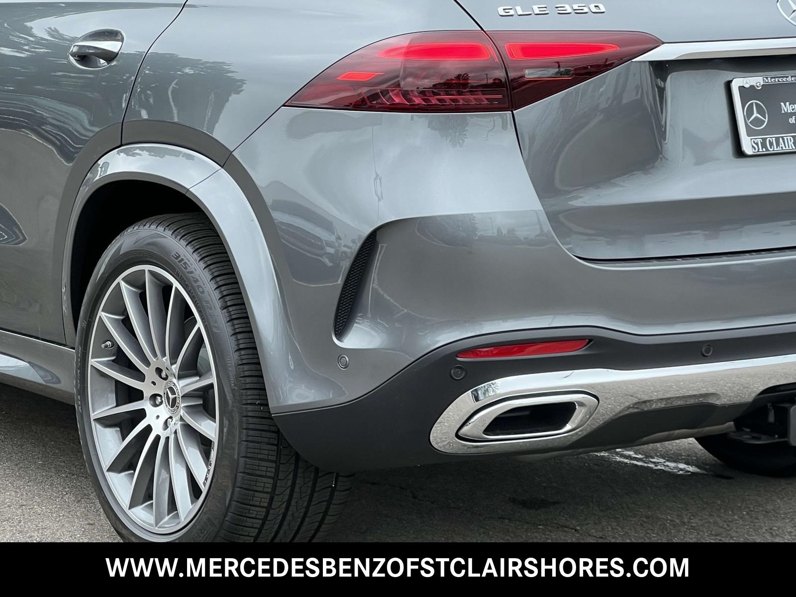 2025 Mercedes Benz GLE 350 4MATIC photo 4