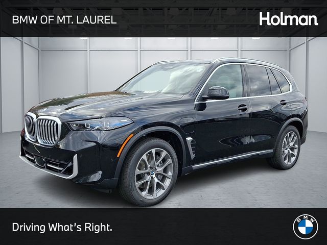 2026 BMW X5 50e's photo