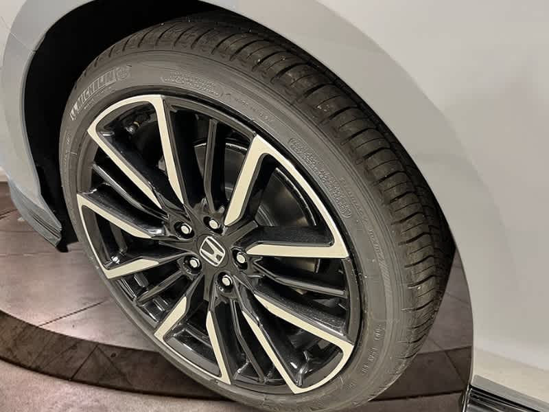 2025 Honda Accord Hybrid Touring photo 10